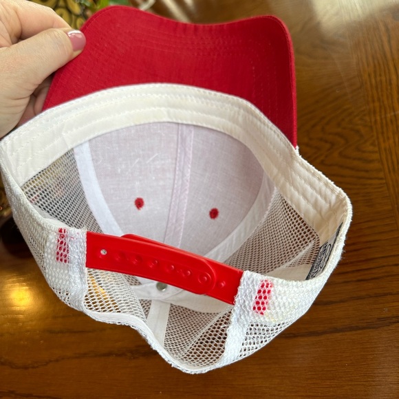 Black and red rhinestone/flower SnapBack trucker hat - Picture 3 of 7